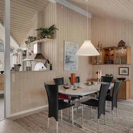 3 Bedroom Cozy In Dom wakacyjny